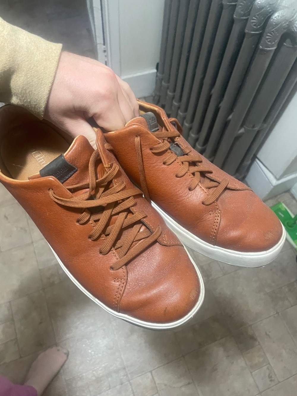 OluKai Lae‘ahi Lī ‘Ili
Men’s Waterproof Leather Sneakers - Picture 3 of 5